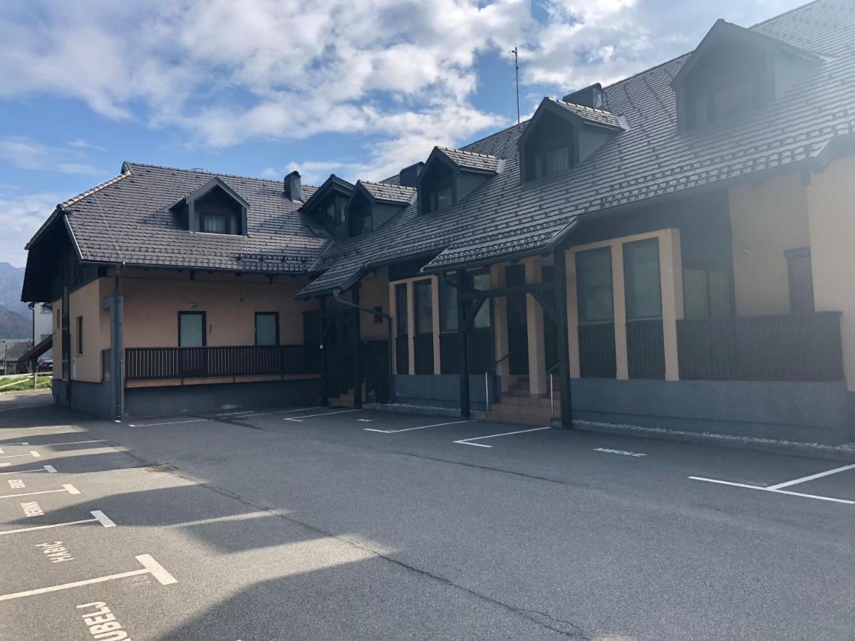 크라니스카고라 Sport & Sunny Cosy Alpine Retreat 아파트 외부 사진