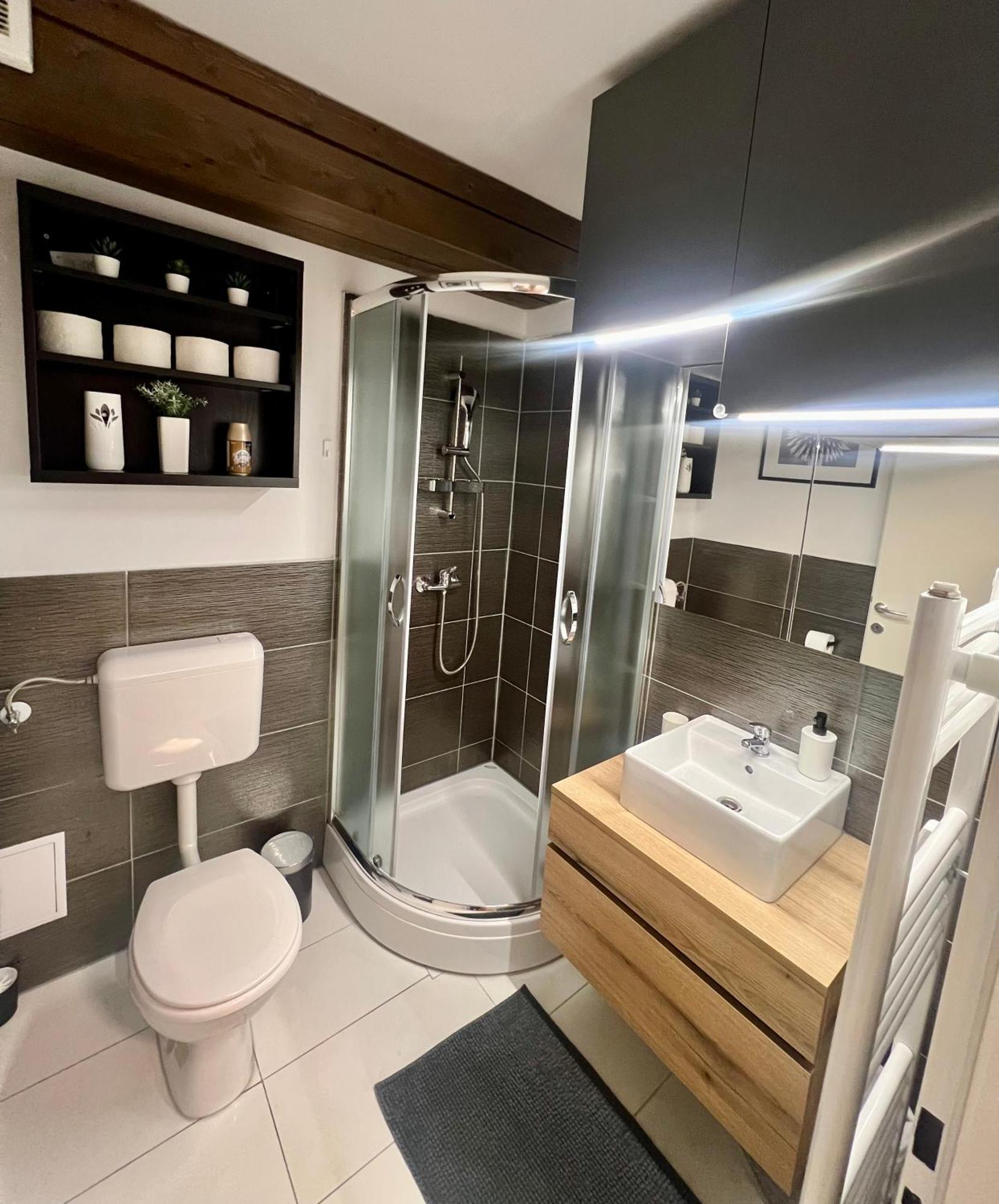크라니스카고라 Sport & Sunny Cosy Alpine Retreat 아파트 외부 사진