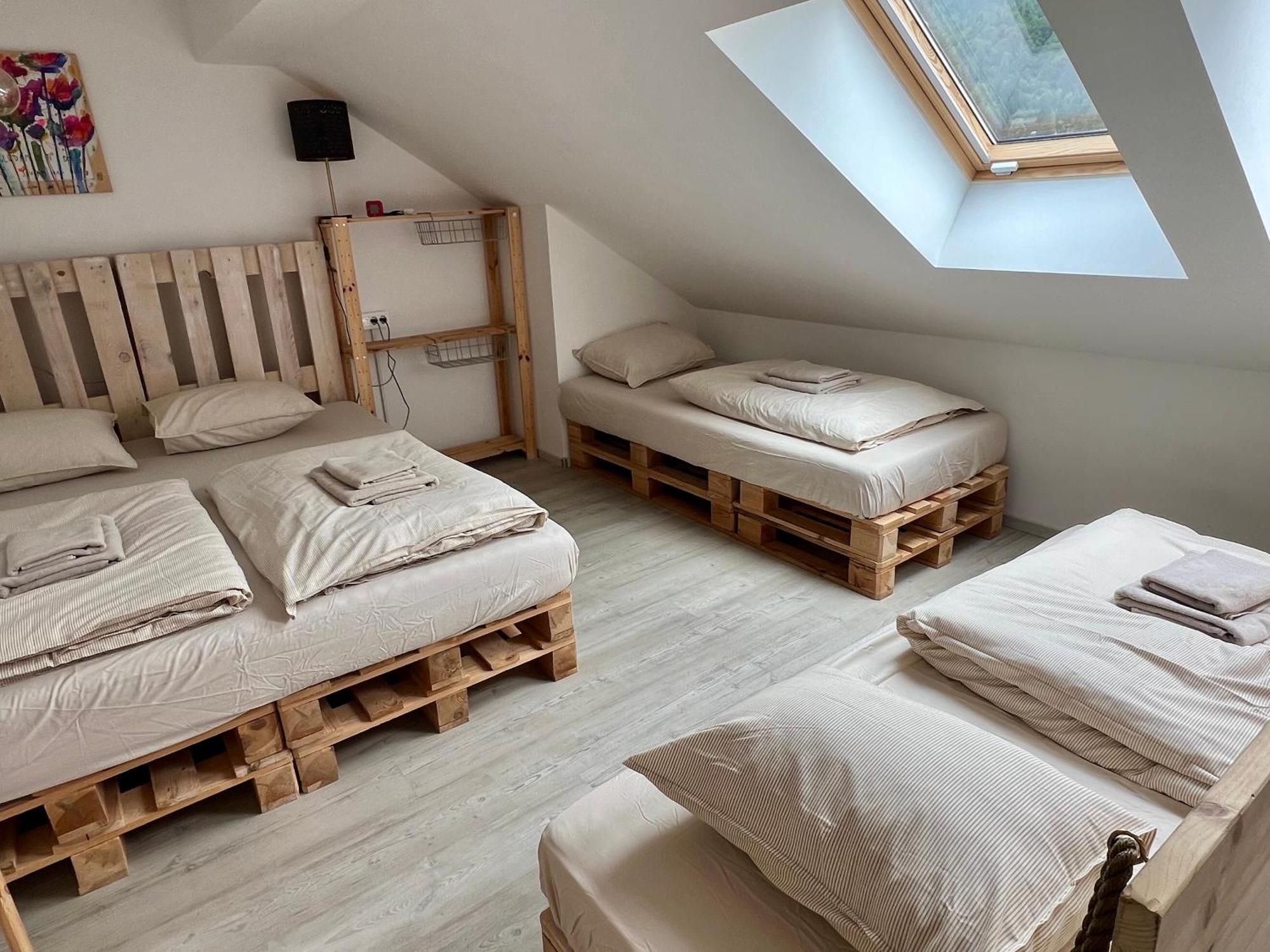 크라니스카고라 Sport & Sunny Cosy Alpine Retreat 아파트 외부 사진